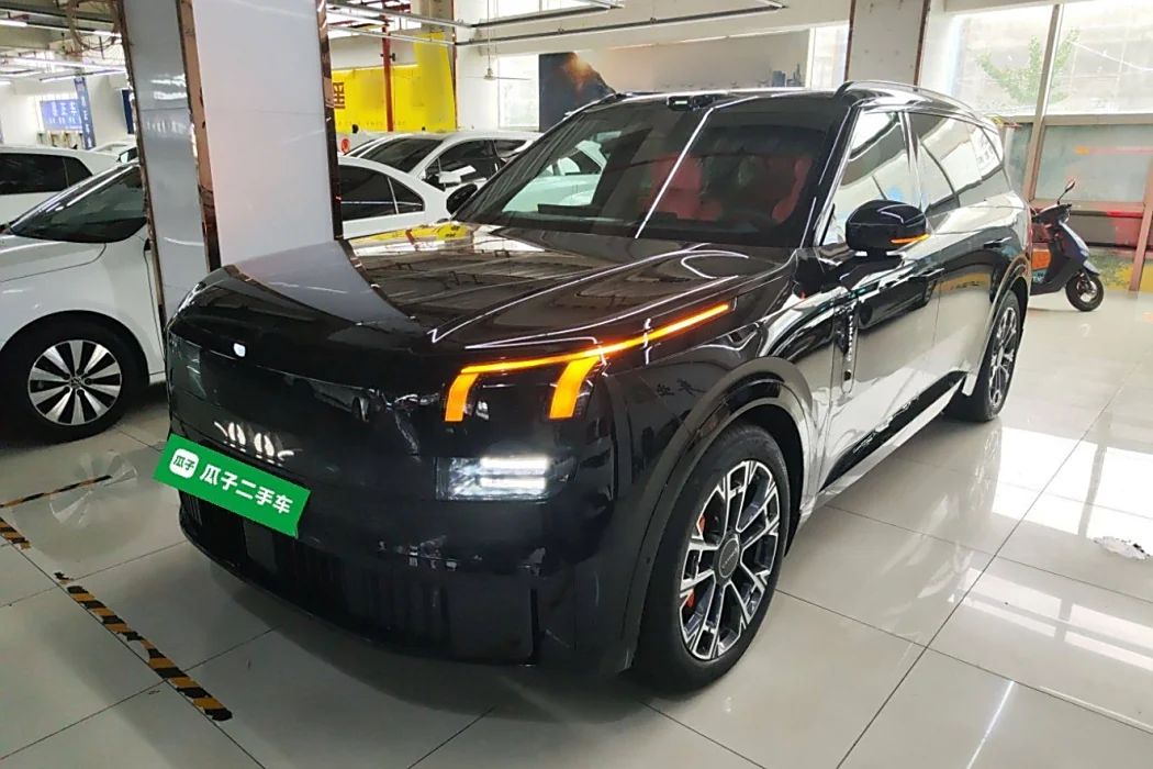 Lynk & Co 900 2025 model 1.5T Ultra