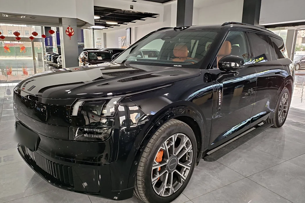 Lynk & Co 900 2025 model 1.5T Ultra
