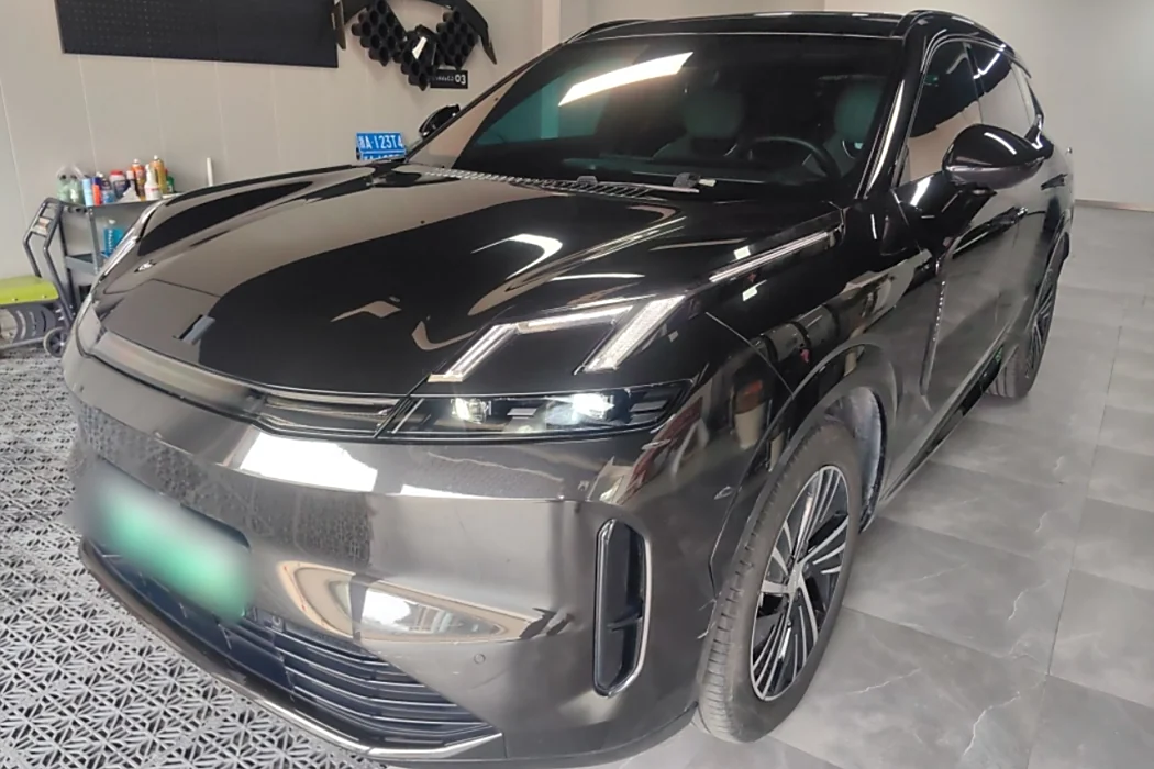 Lynk & Co. 08 EM-P 2023 model 245km long battery life Halo