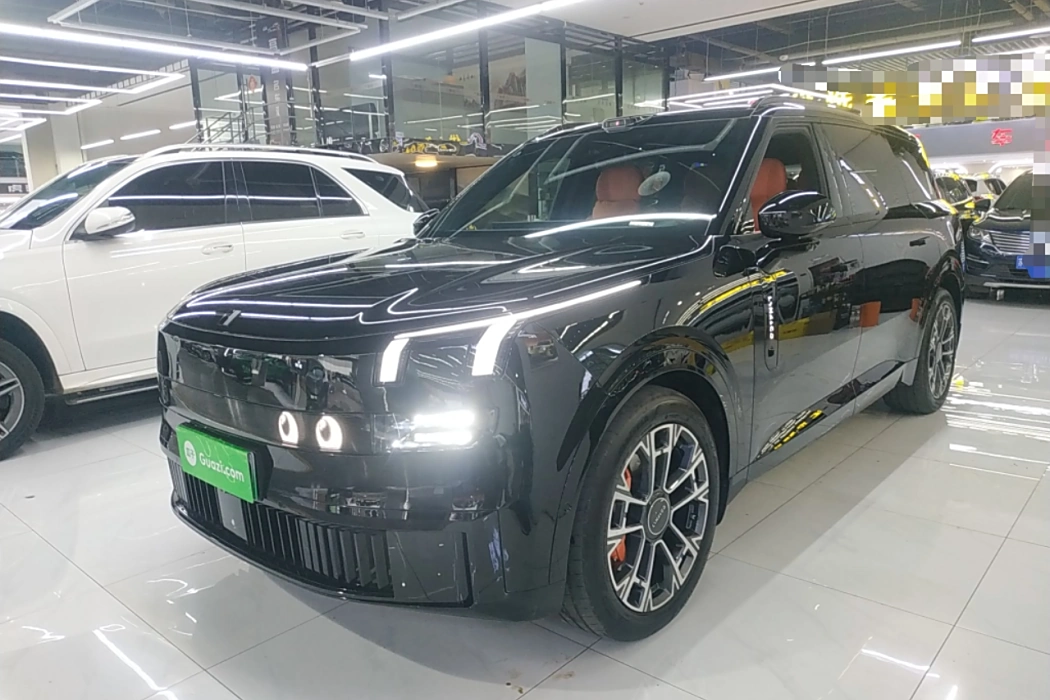 Lynk & Co 900 2025 model 1.5T Ultra