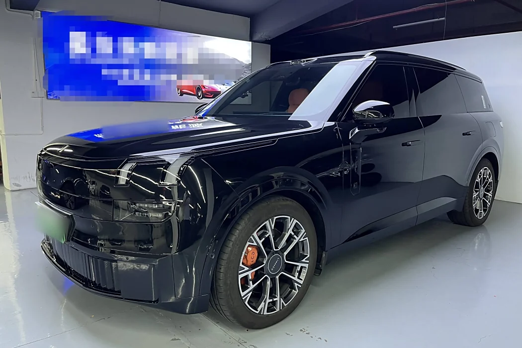 Lynk & Co 900 2025 model 1.5T Ultra