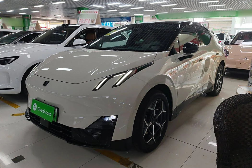 Lynk & Co Z20 2025 model 530km rear drive Max