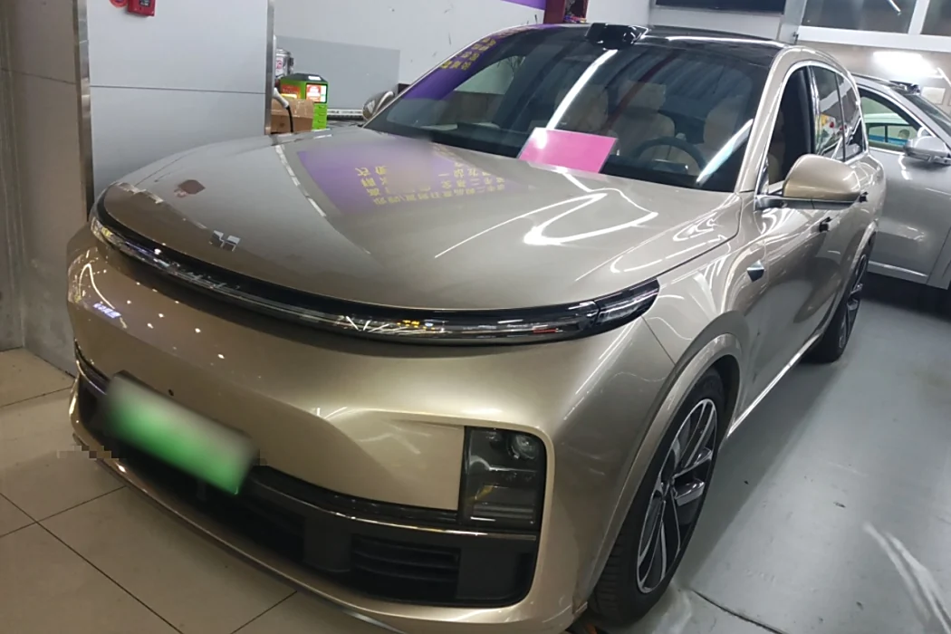 Ideal Car Ideal L8 2024 Ultra