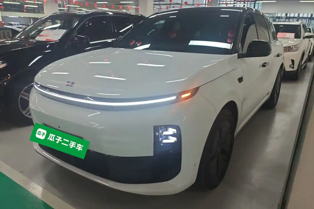 Ideal car Ideal L6 2024 Pro