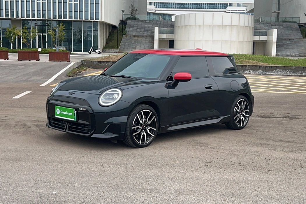 Electric MINI COOPER 2024 452km COOPER SE racer