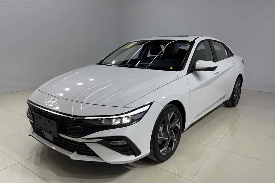 Hyundai Elantra 2023 1.5L CVT GLX Elite Edition