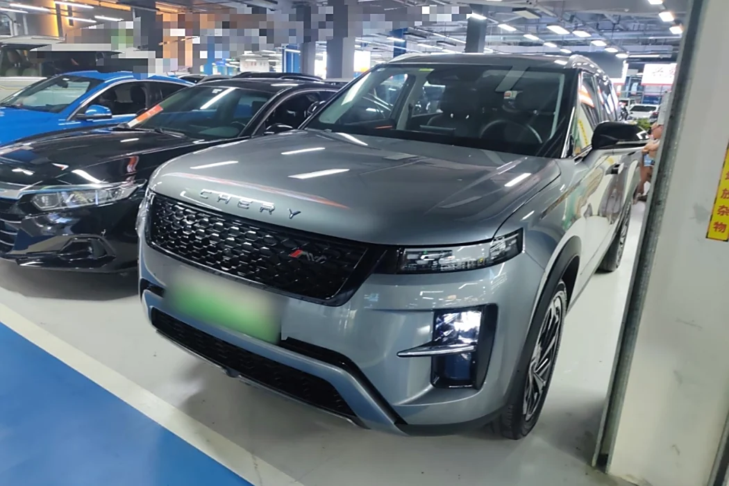 Chery Tiggo 7 C-DM 2025 model 1.5T 120KM Royal