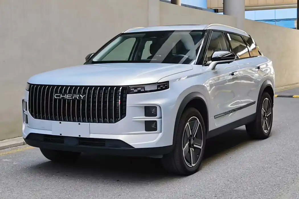 Chery Discovery 06 C-DM 2024 Luxury Model