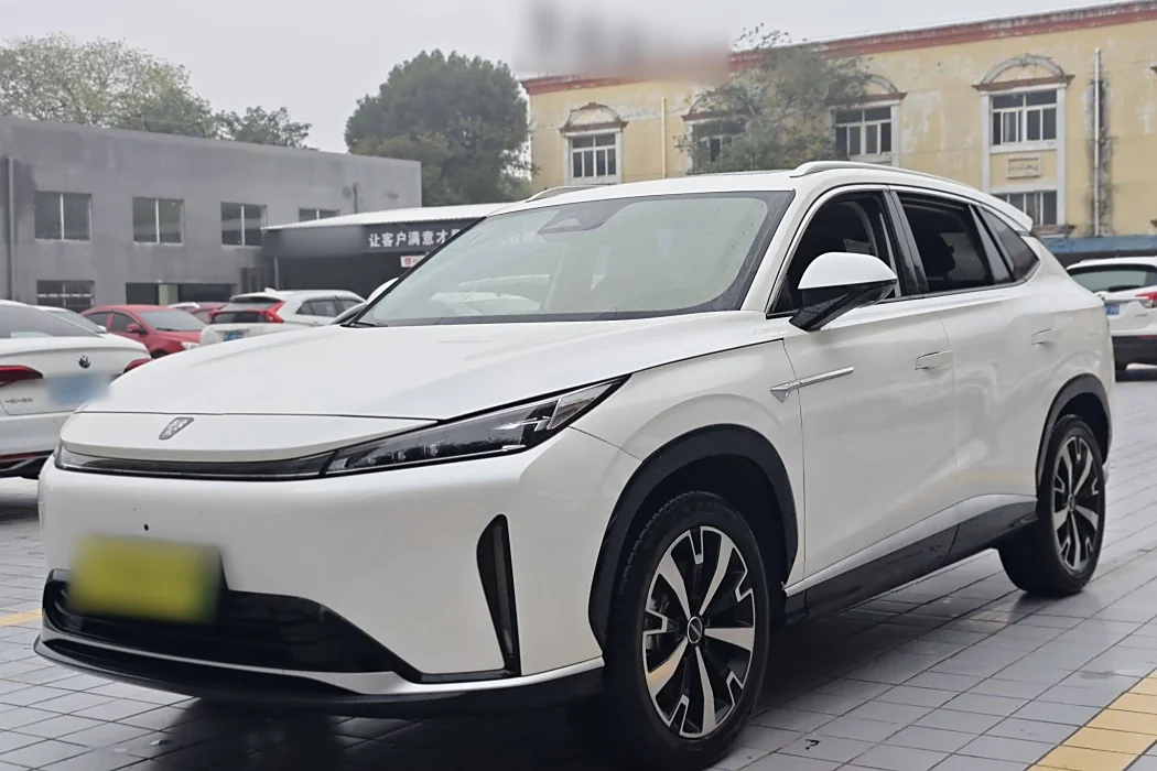 Roewe D5X DMH 2024 Model 135 Technology Edition
