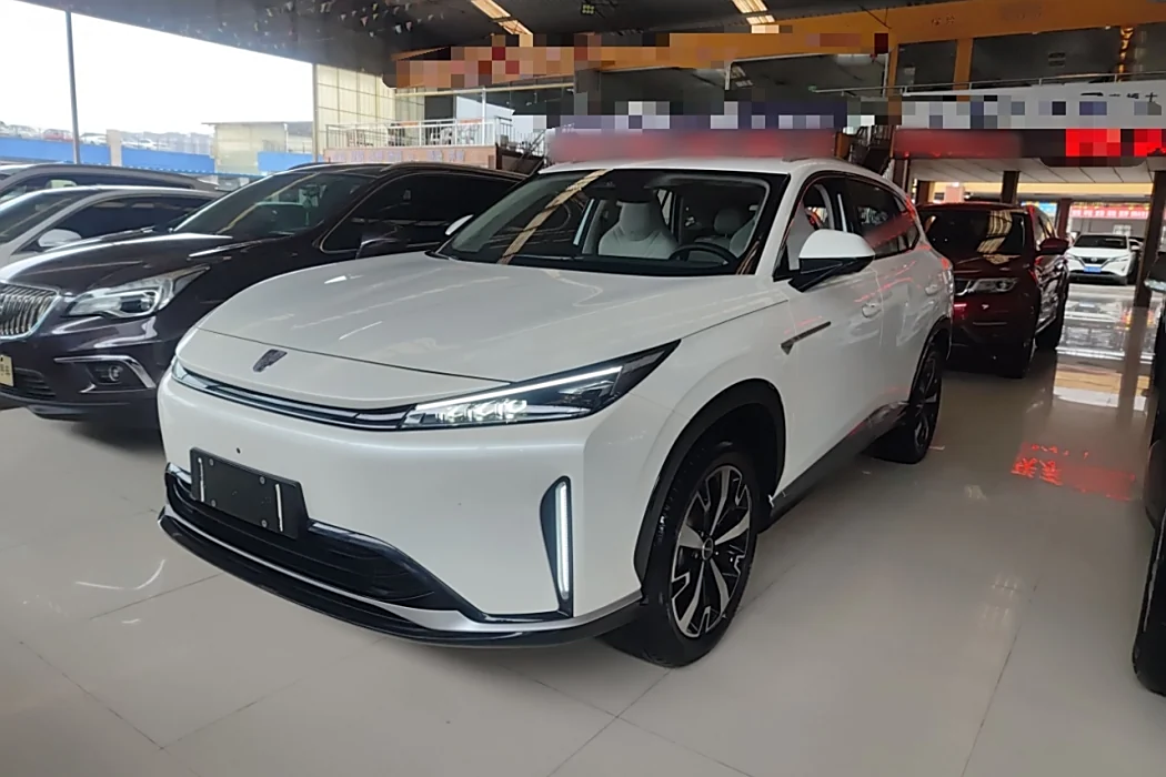 Roewe D5X DMH 2024 Model 135 Technology Edition