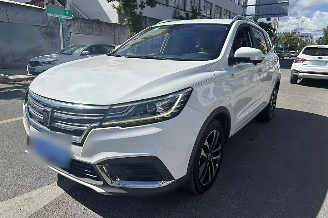 RX3 2018 1.6L CVT Signature Edition