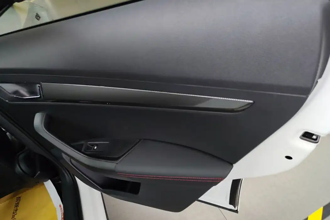 Фото машины 24