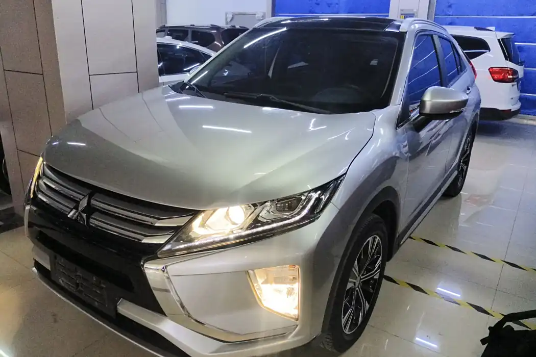 Mitsubishi Yige 2018 1.5T CVT two-wheel drive Dream Edition