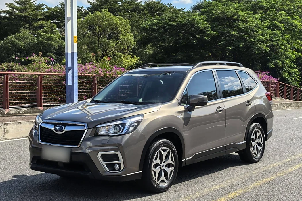 Subaru Forester 2021 2.0 i Deluxe Edition EyeSight