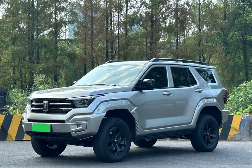 Tank 400 New Energy 2024 Hi4-T off-road version