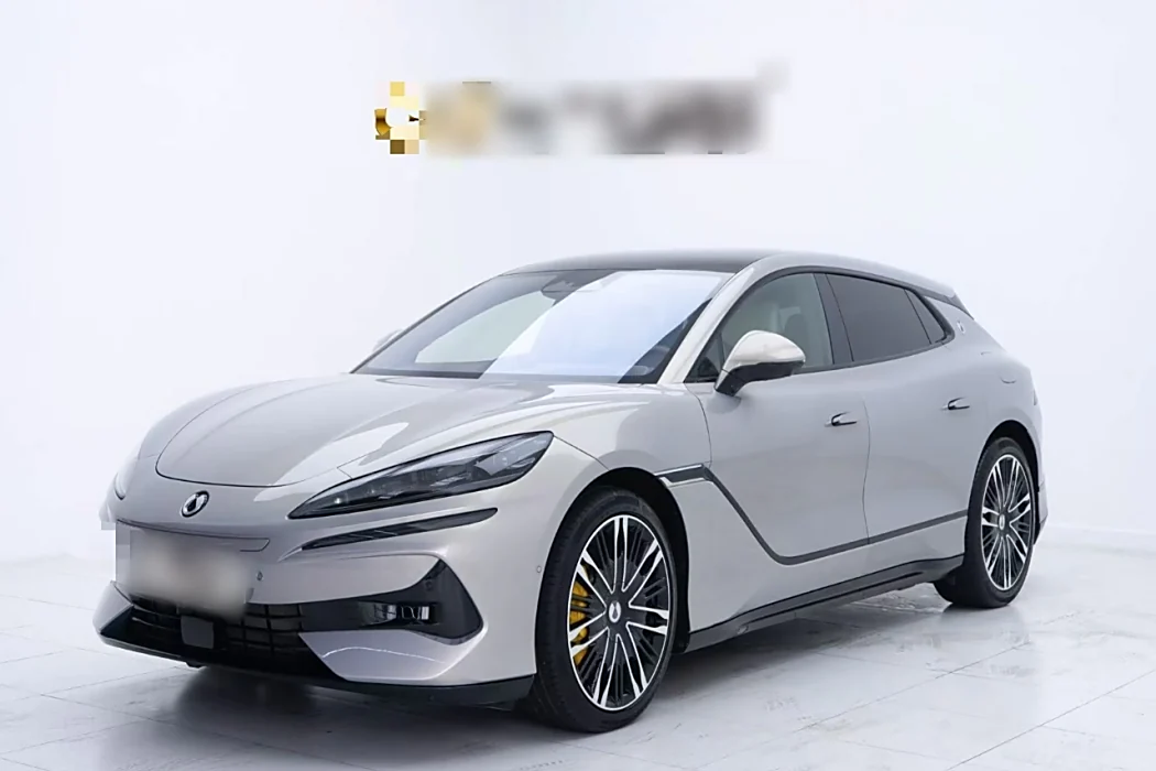 Denza Z9GT 2024 1100 four-wheel drive Ultra version