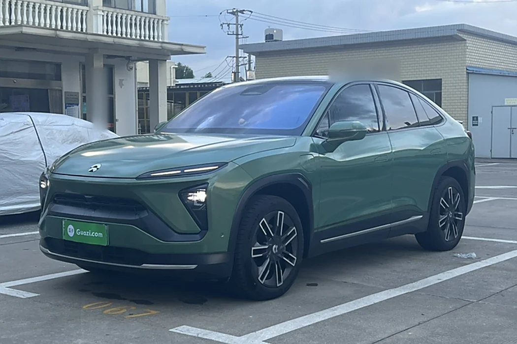 Azera EC6 2020 615KM Performance Edition