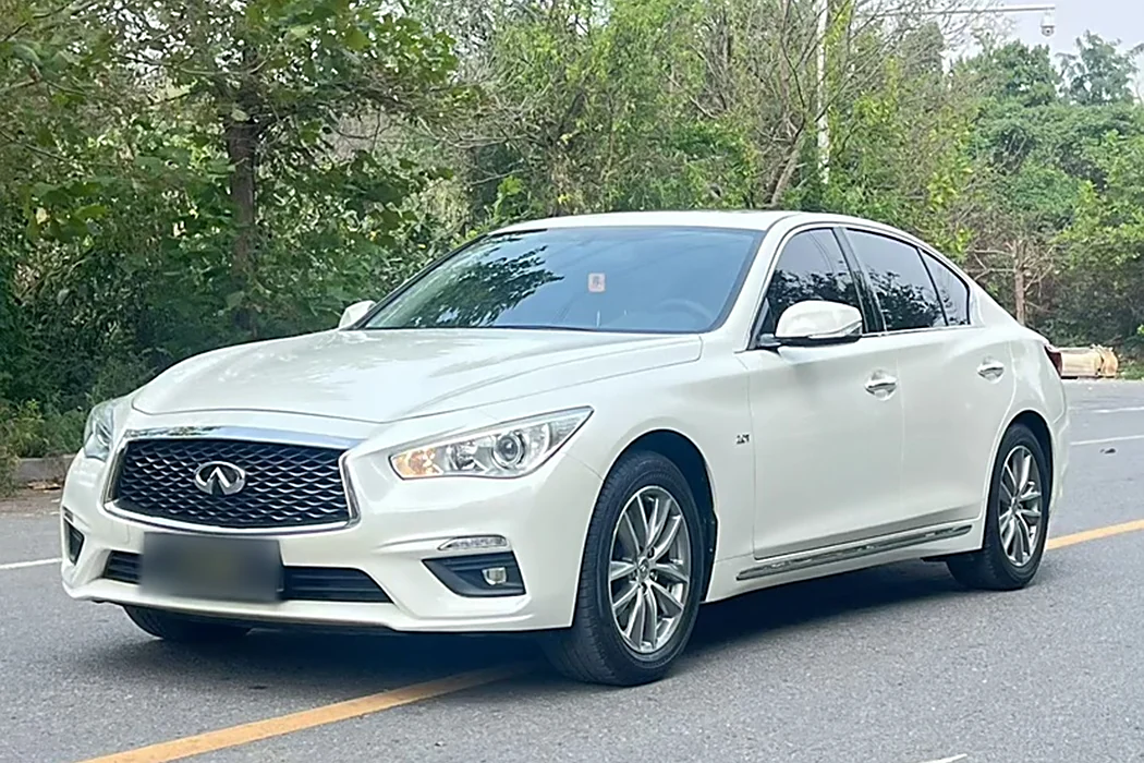Infiniti Q50L 2018 2.0T Comfort Edition National VI