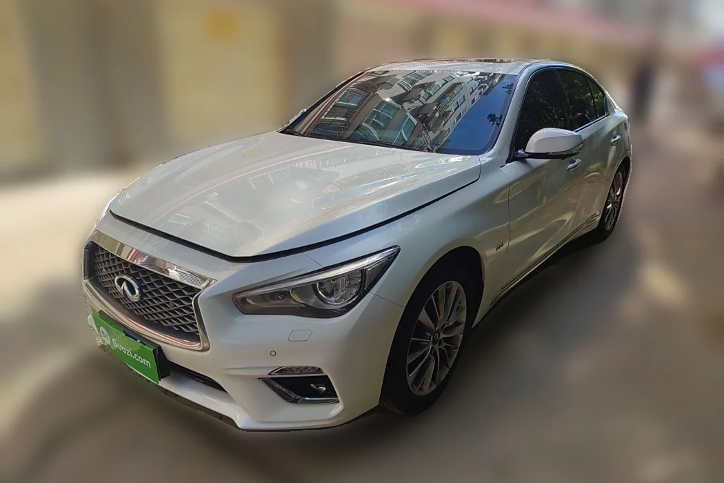 Infiniti Q50L 2018 2.0T Escape Edition National VI