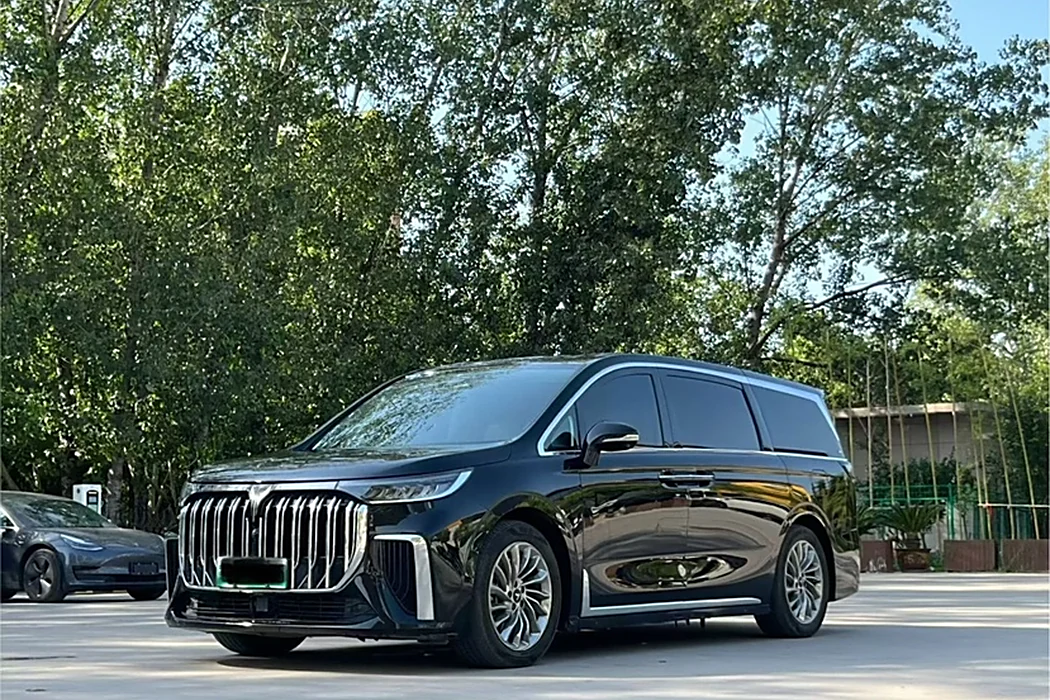 Lantu Car Lantu Dreamer 2024 PHEV Ultra-long battery Life Ultimate Edition