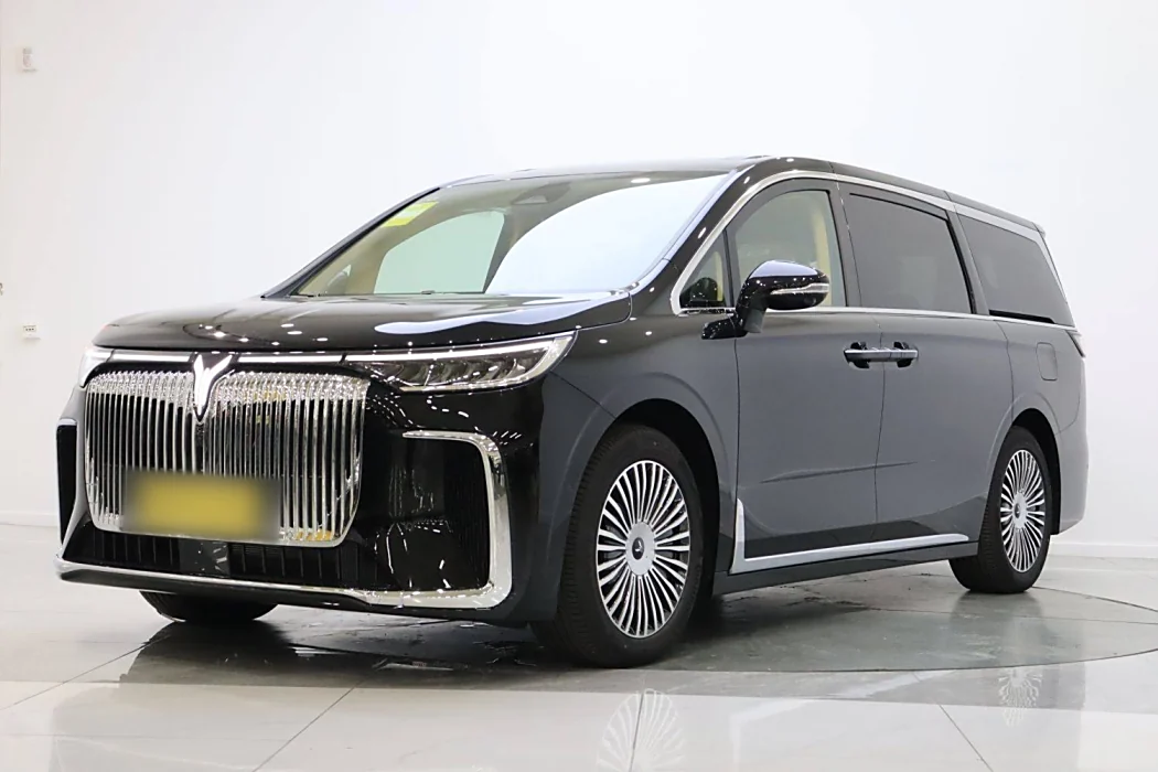 Lantu Car Lantu Dreamer 2025 PHEV Four-wheel drive Excellent Kunpeng Edition