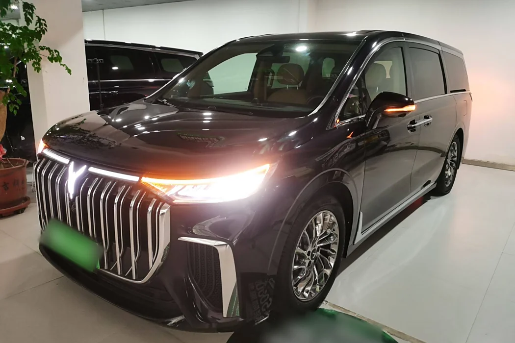Lantu Car Lantu Dreamer 2024 PHEV Ultra-long battery Life Ultimate Edition