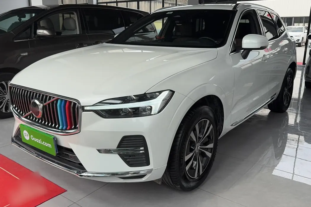 Volvo XC60 2024 B5 four-wheel drive Zhiyi Deluxe Edition