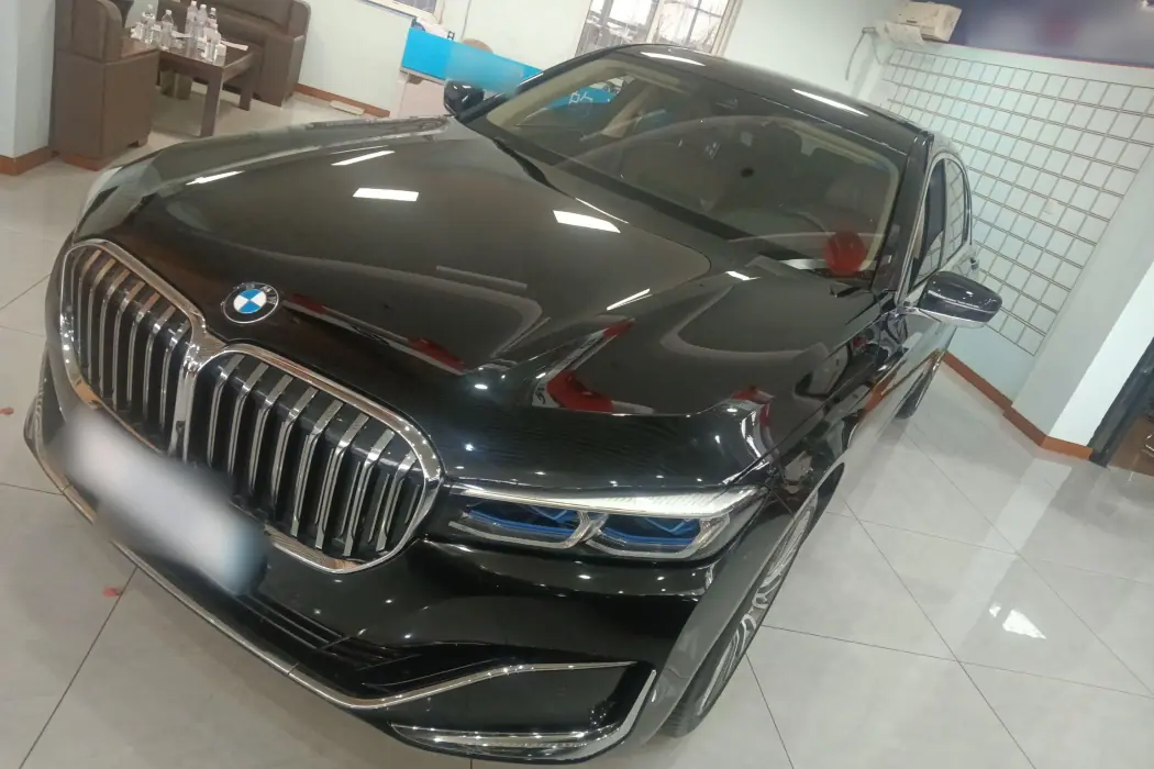 BMW 7 Series 2019 740Li Premium Luxury Package