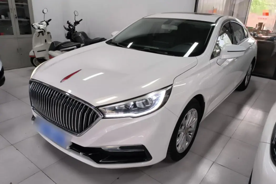 Hongqi H5 2018 model 30TD type dynamic version