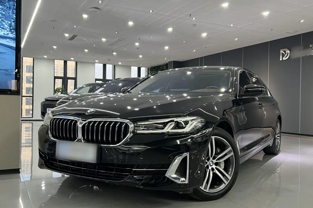 BMW 5 Series 2022 facelift 530Li xDrive Luxury Set