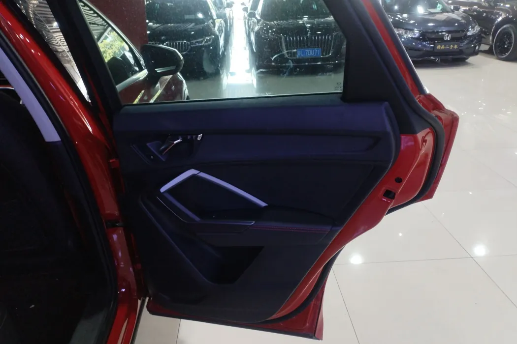 Фото машины 24