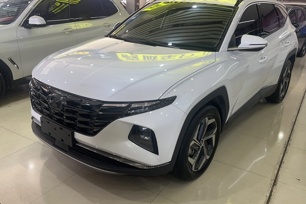 Hyundai 2023 Tucson L 1.5T automatic two-wheel drive LUX Premium edition