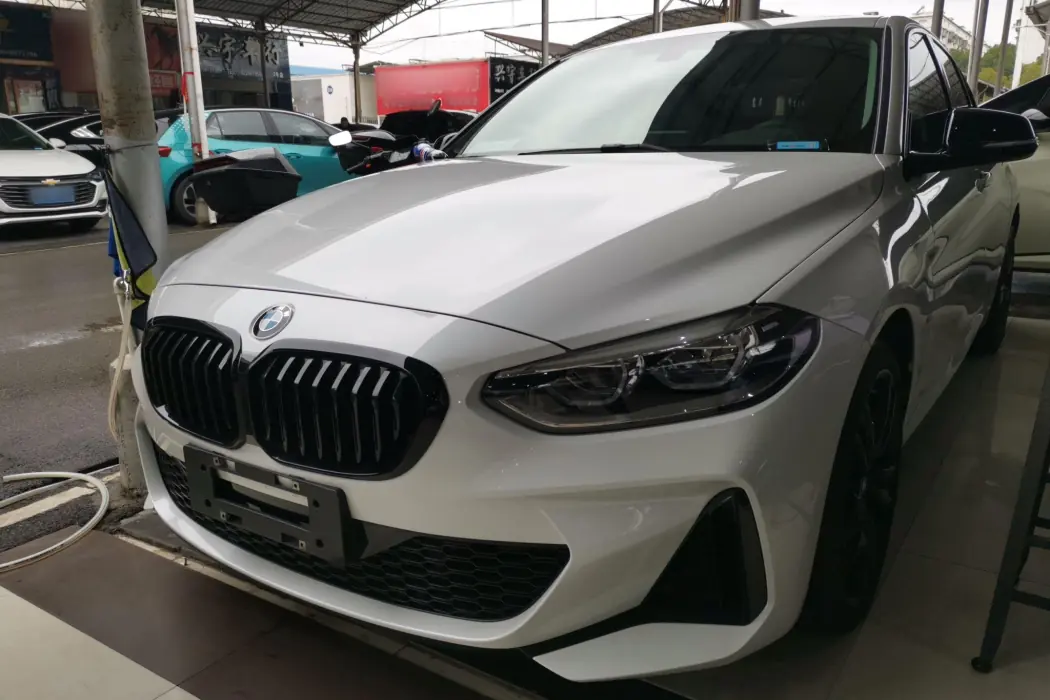 BMW 1 Series 2023 125i M Sport Obsidian Night Edition