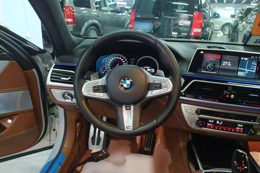 Фото машины