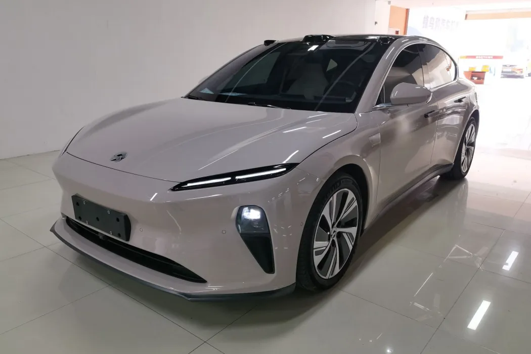 Azera ET5 2022 75kWh