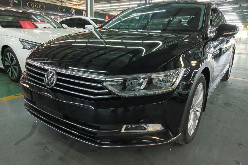 Volkswagen Magotan 2019 330TSI DSG Luxury Country VI