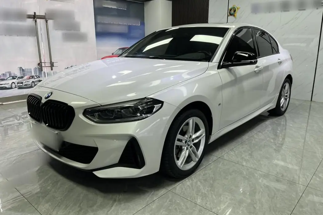 BMW 1 Series 2021 120i M Sport Obsidian Night Edition