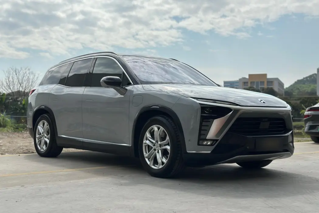 Nio ES8 2020 580KM six-seater version