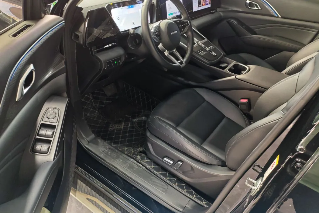 Haval Xiaolong MAX 2023 1.5L Hi4 105 four-wheel drive Pilot Version