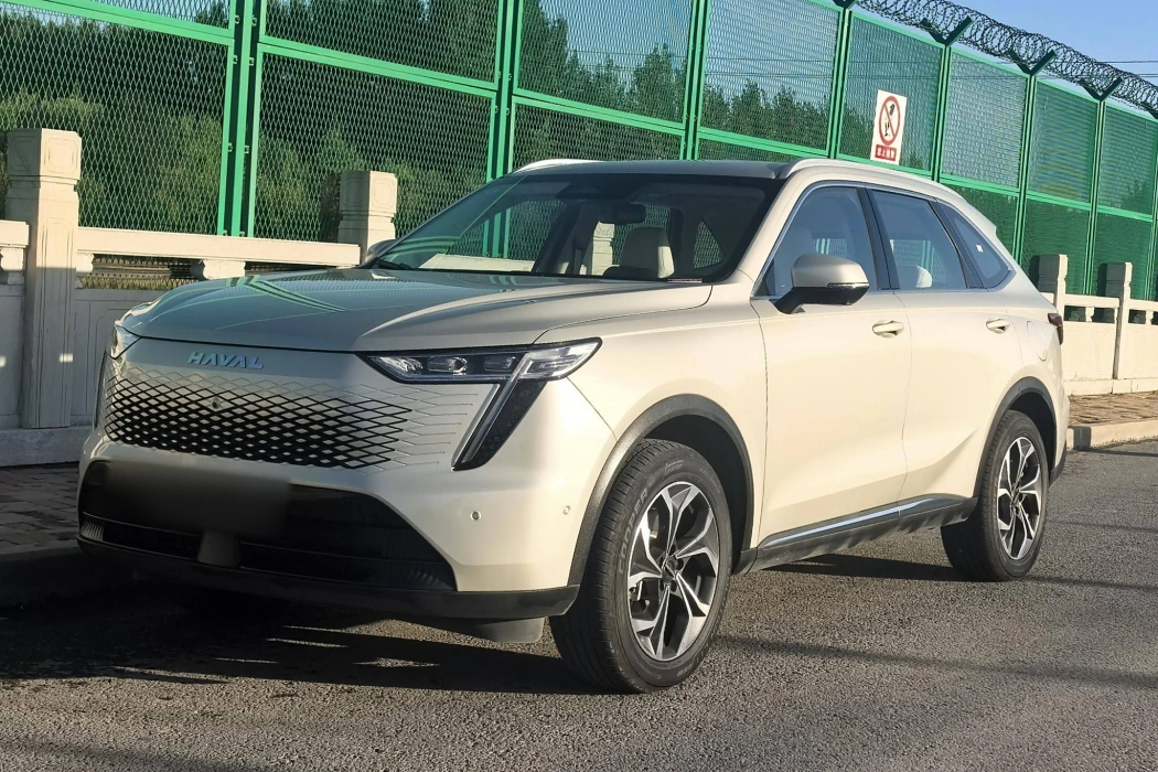 Haval Xiaolong MAX 2023 1.5L Hi4 105 Four-wheel drive Smart Ultimate Edition