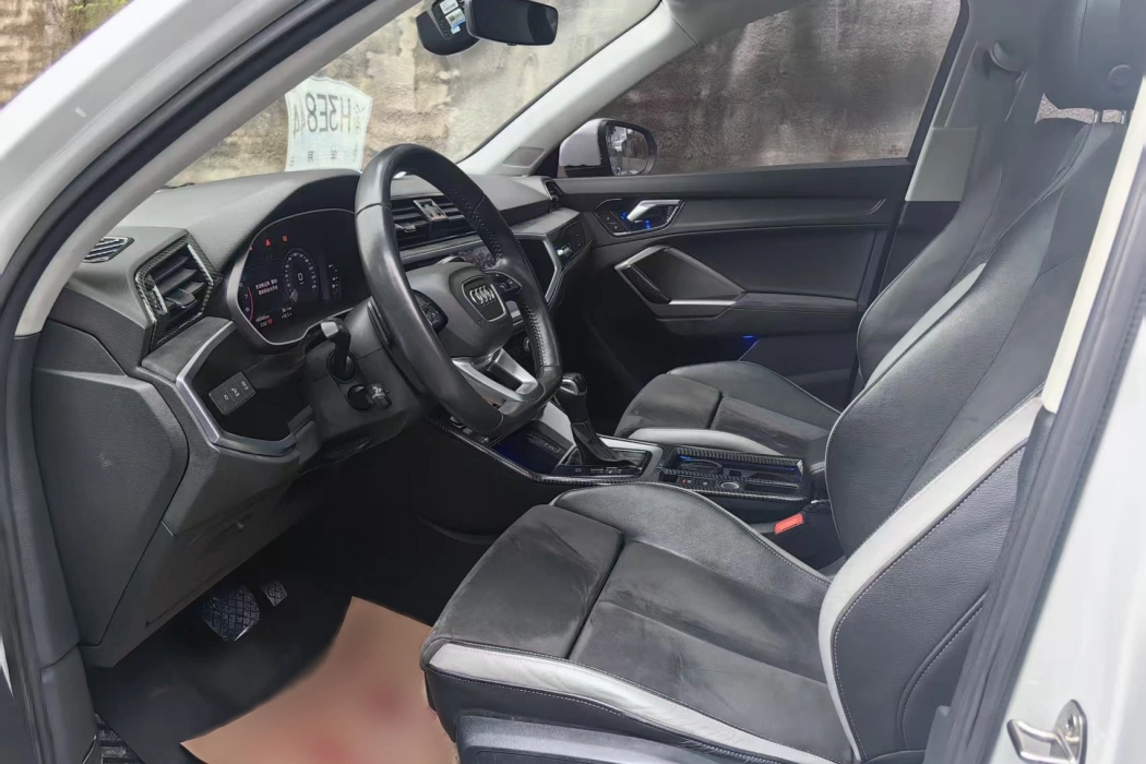 Audi Q3 2019 model 35 TFSI fashion dynamic type