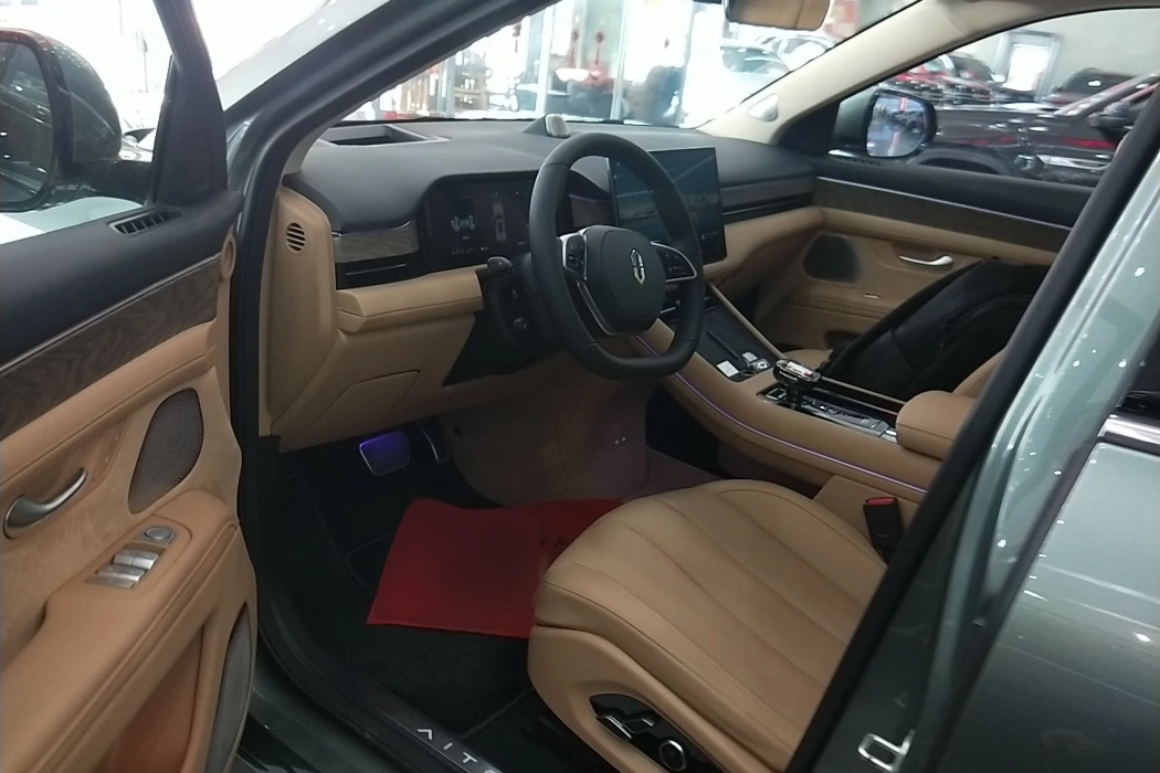 Hongmeng Zhixing Wenjie M7 2022 1.5T Four-wheel drive Ultimate Edition