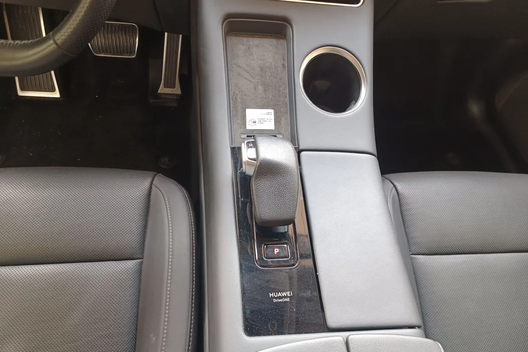 Hongmeng Zhixing Wenjie M5 2022 Extended Range Rear Drive Standard Edition