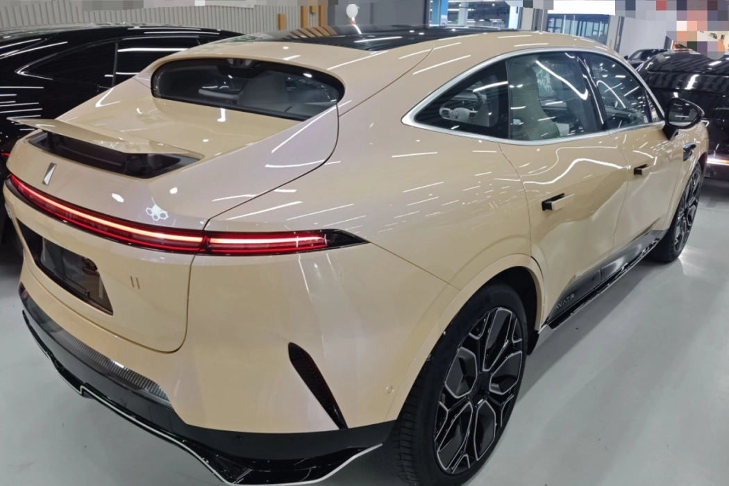 Avita 11 2024 model 730 three-laser rear drive luxury edition