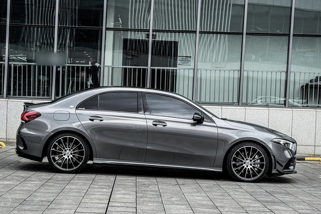 Фото машины 24