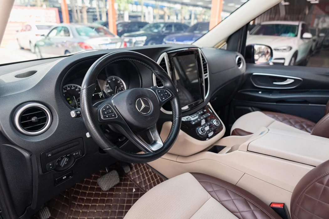 Mercedes-Benz Vito 2018 2.0T Business Edition Country VI