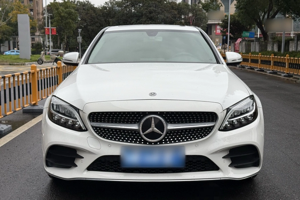 Mercedes-Benz C-class 2020 C 200 L fashion sports version