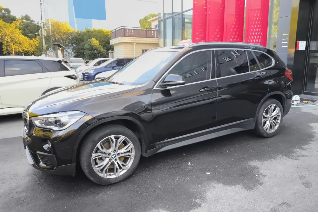 Фото машины 24