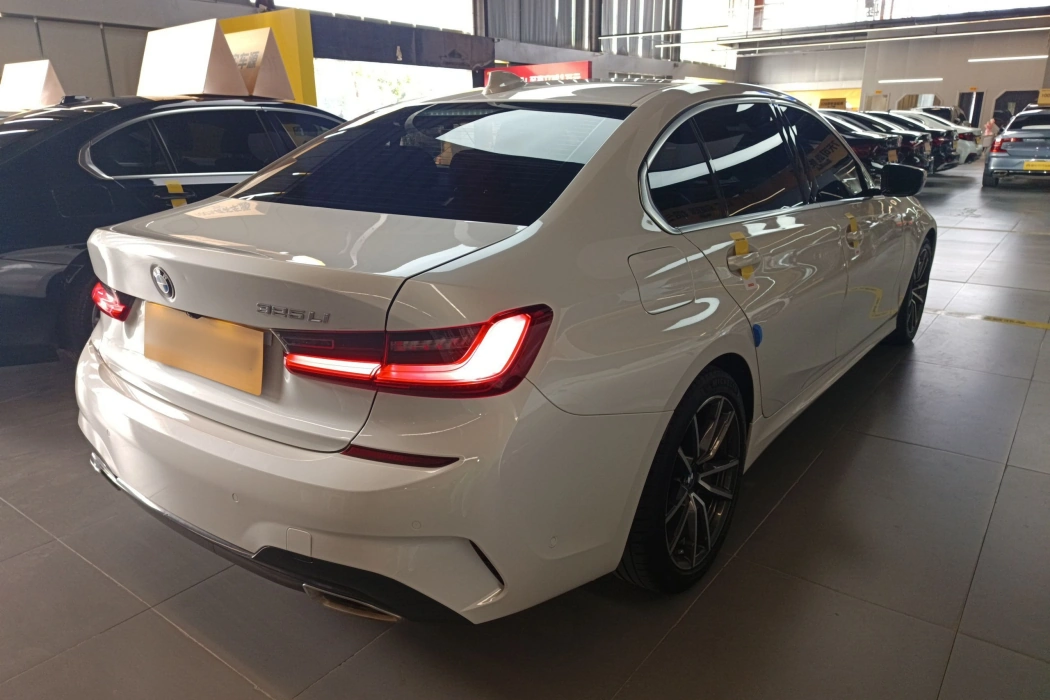 Фото машины 17