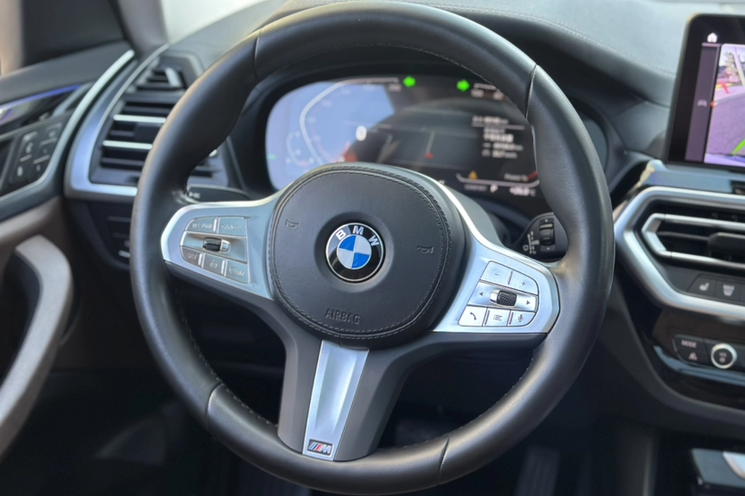 BMW X3 2022 facelift xDrive25i M sports suit